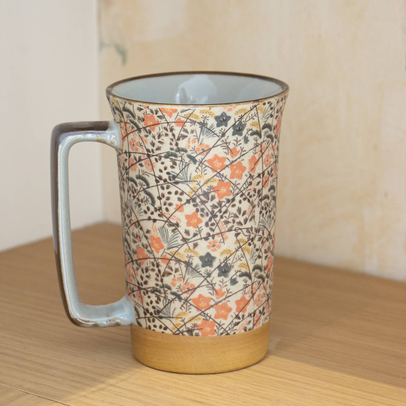 Mug en grès - Estampe Fleurs Rouges 40cl